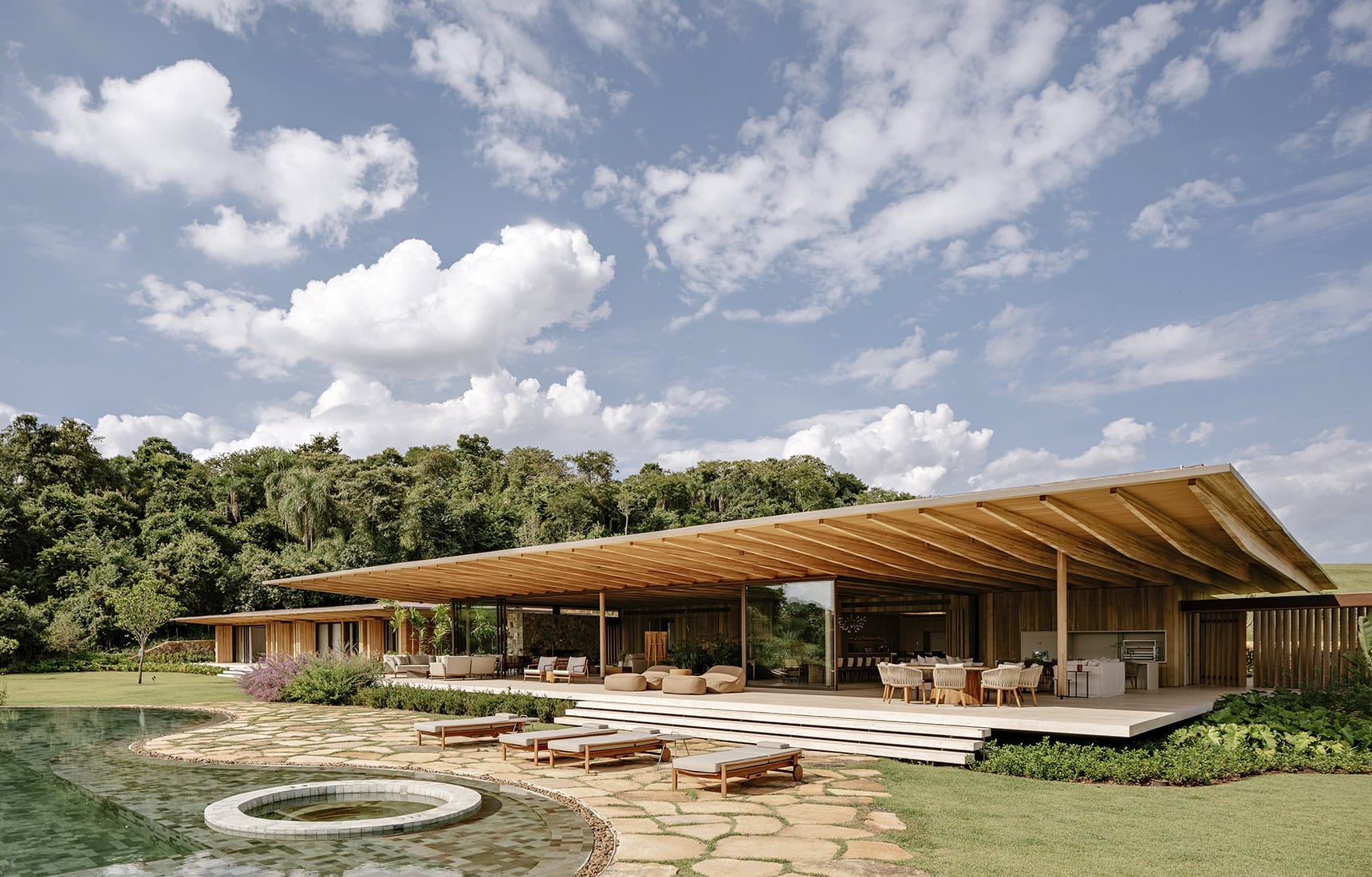 Jacobsen Studio: A Brazilian Home Built From the Earth It Stands On