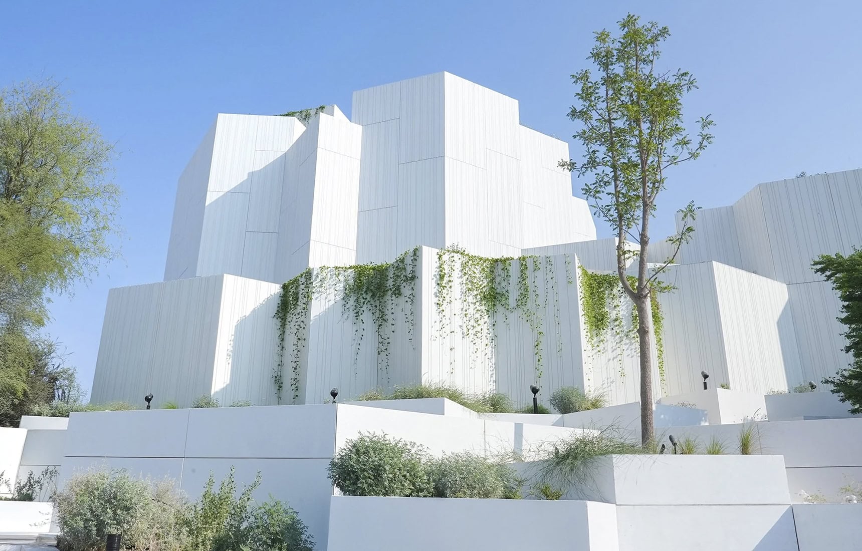 Natural History Museum Abu Dhabi: Mecanoo’s Building Made of Deep Time