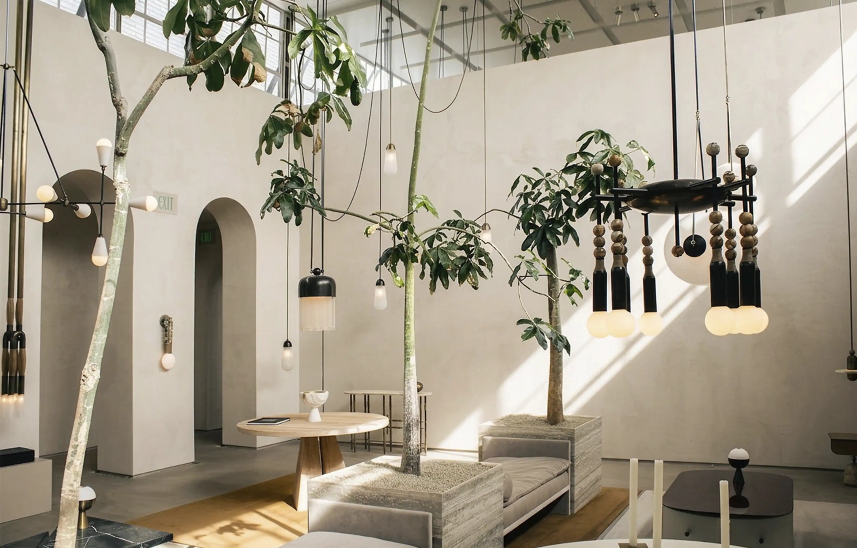 The Los Angeles Gallery Apparatus Built to Look Like a De Chirico Painting