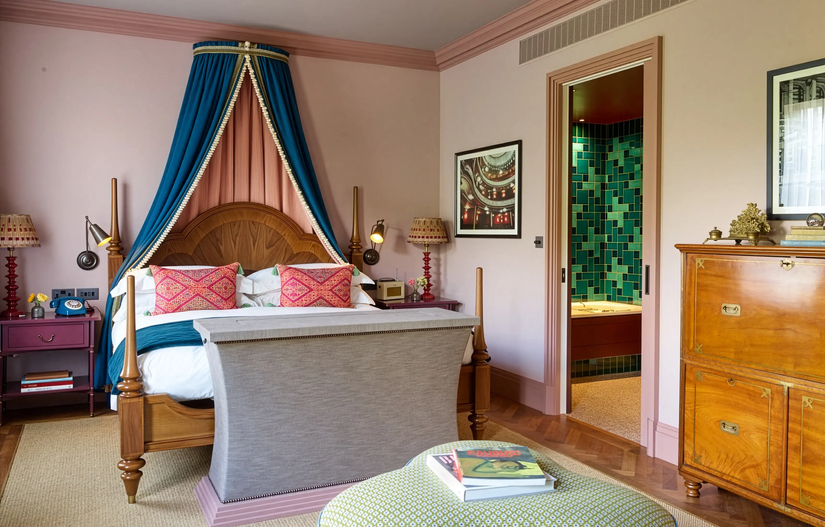 Beaverbrook Town House: Two Masters of British Persuasion Share One Chelsea Address
