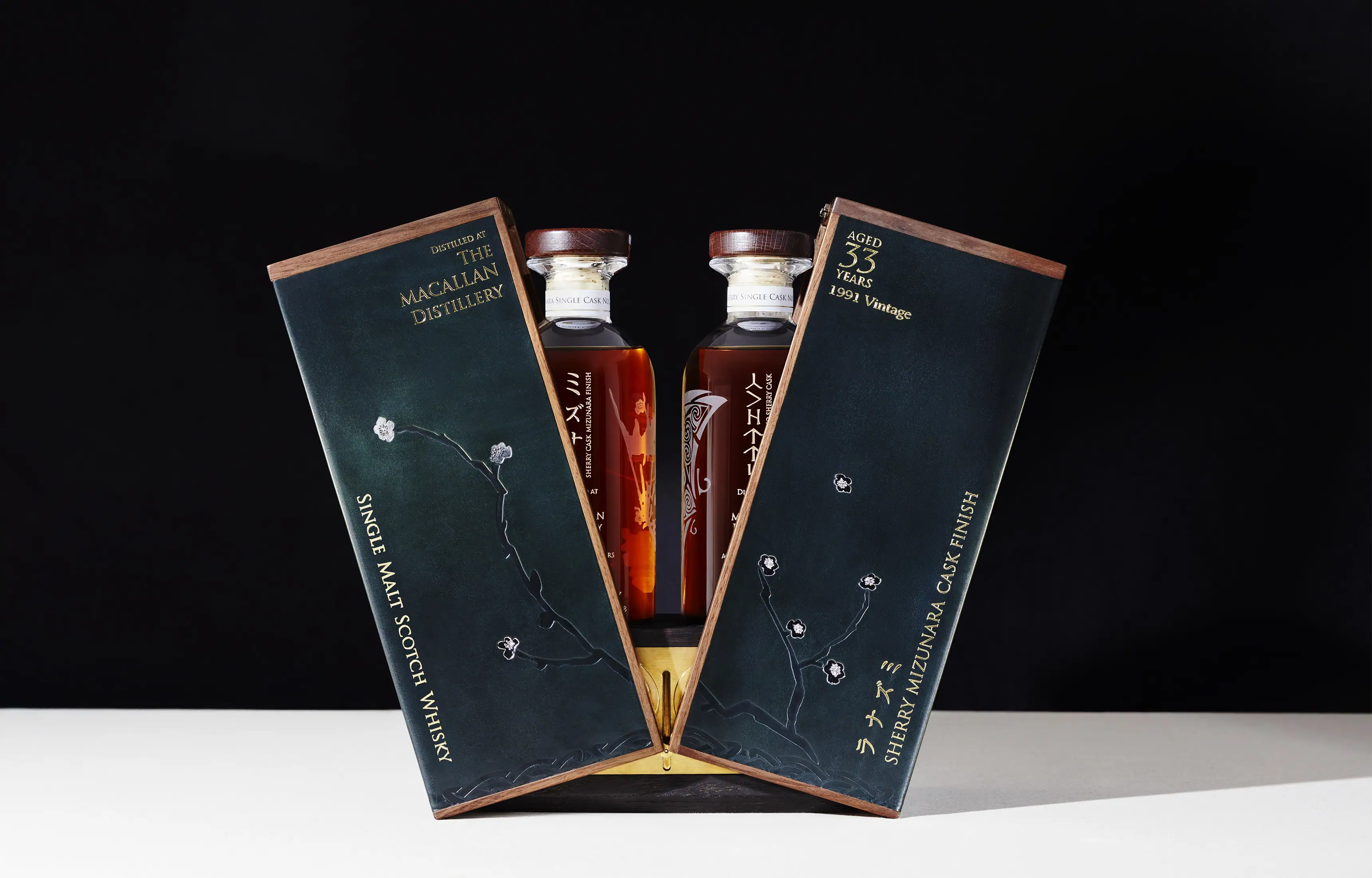 The Cabinet That Rises When It Opens: Bill Amberg’s Leather Case for a Twinned 33-Year-Old Macallan