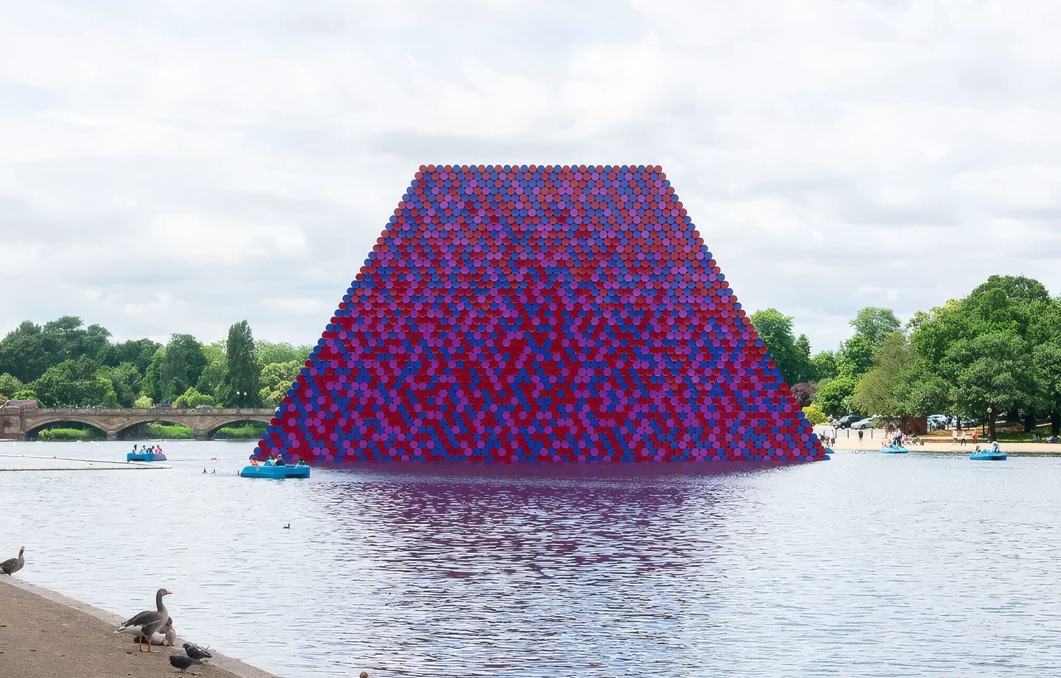 The London Mastaba: Christo’s 7,506-Barrel Sculpture on the Serpentine