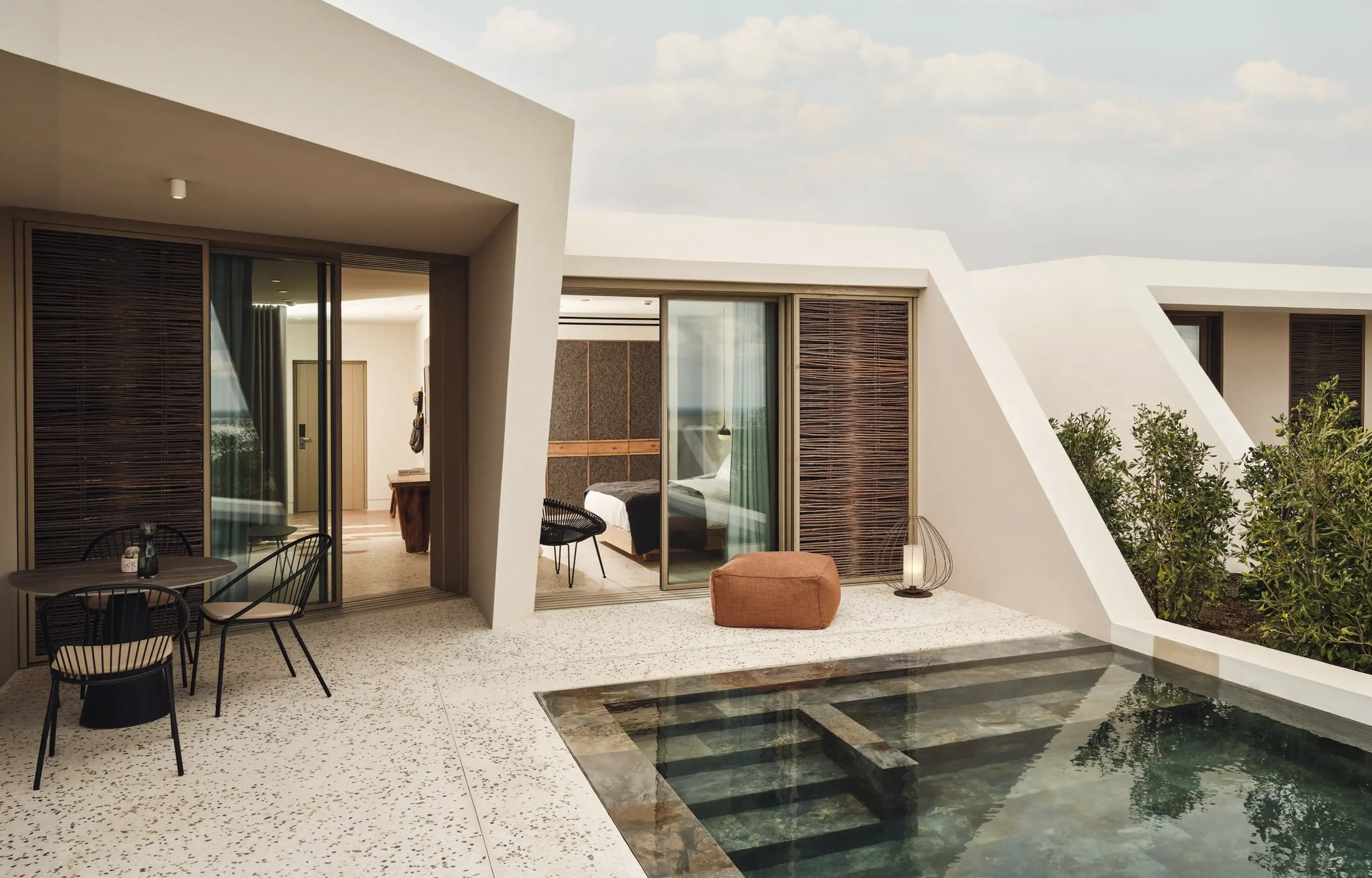 Noūs Santorini: what a hotel does when it has no caldera view to sell