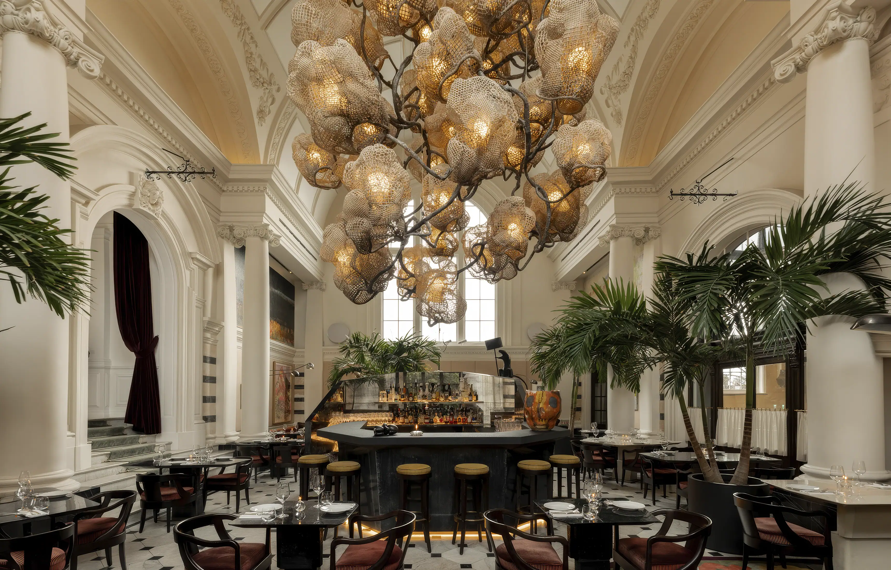 A room in two layers: Vincenzo De Cotiis and Linda Boronkay at Pollini, Ladbroke Hall