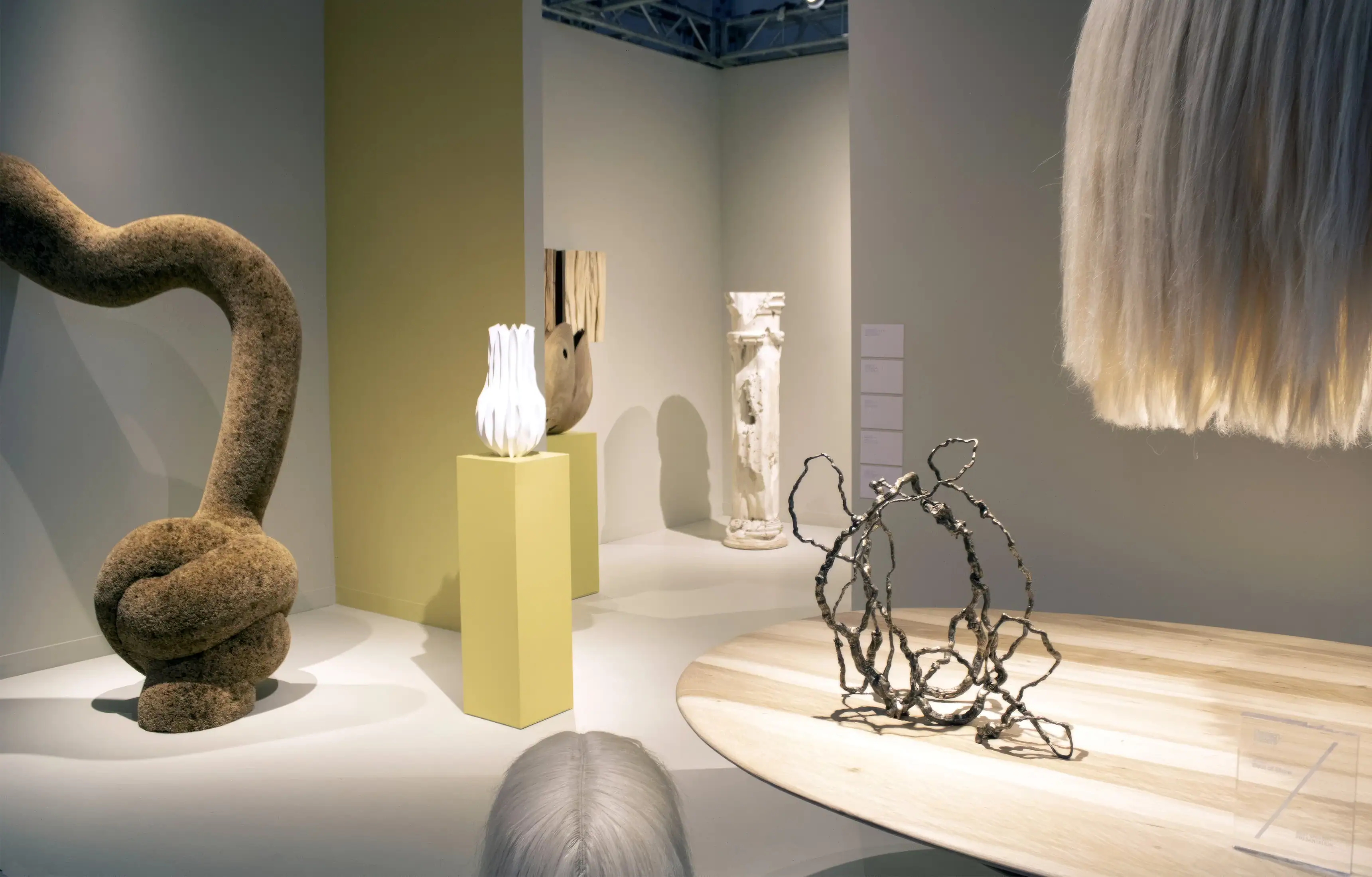 Design Miami 2022: The Golden Age Told in Wood, Fibre and Clay
